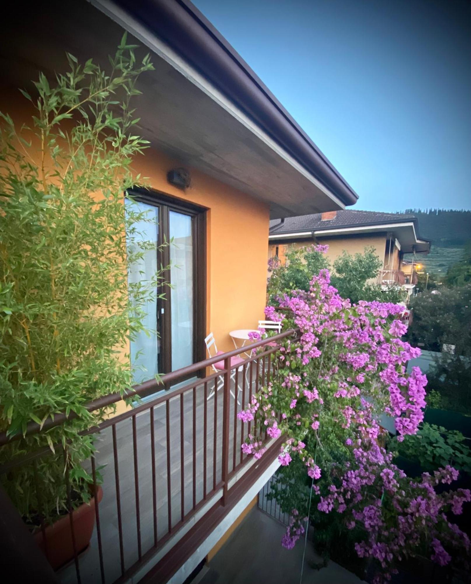 Welcome Traveller Divine Cecile Garda  Exteriör bild