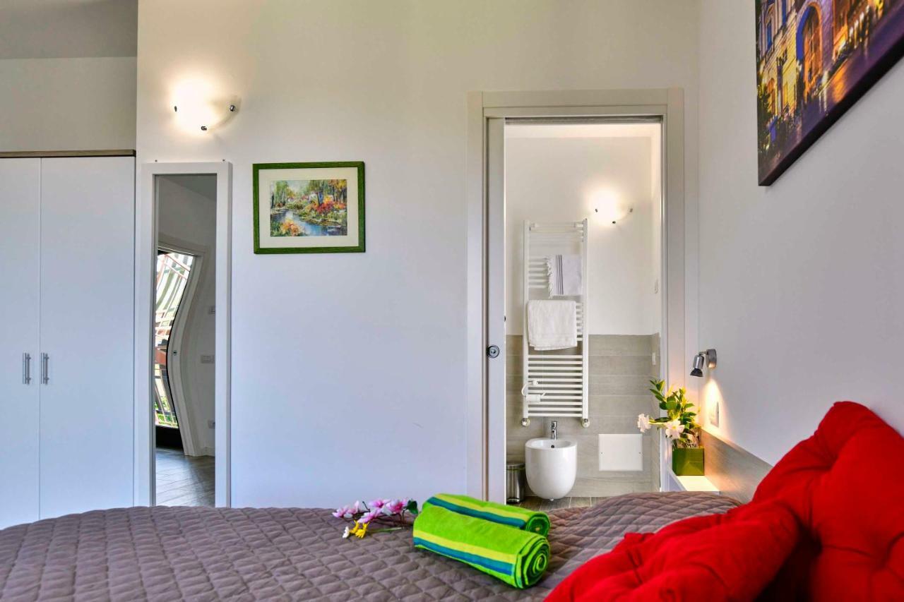 Welcome Traveller Divine Cecile Garda  Exteriör bild